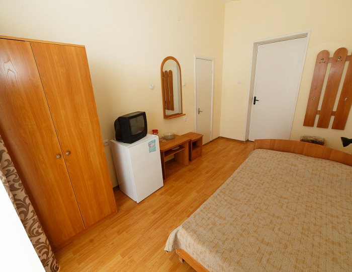 Номер 4 категория 1-местный 1-комнатный корпус 2 - ТОК «Судак»