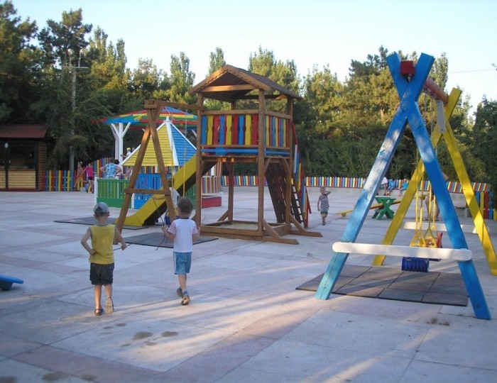 Детская площадка - ТОК «Судак»